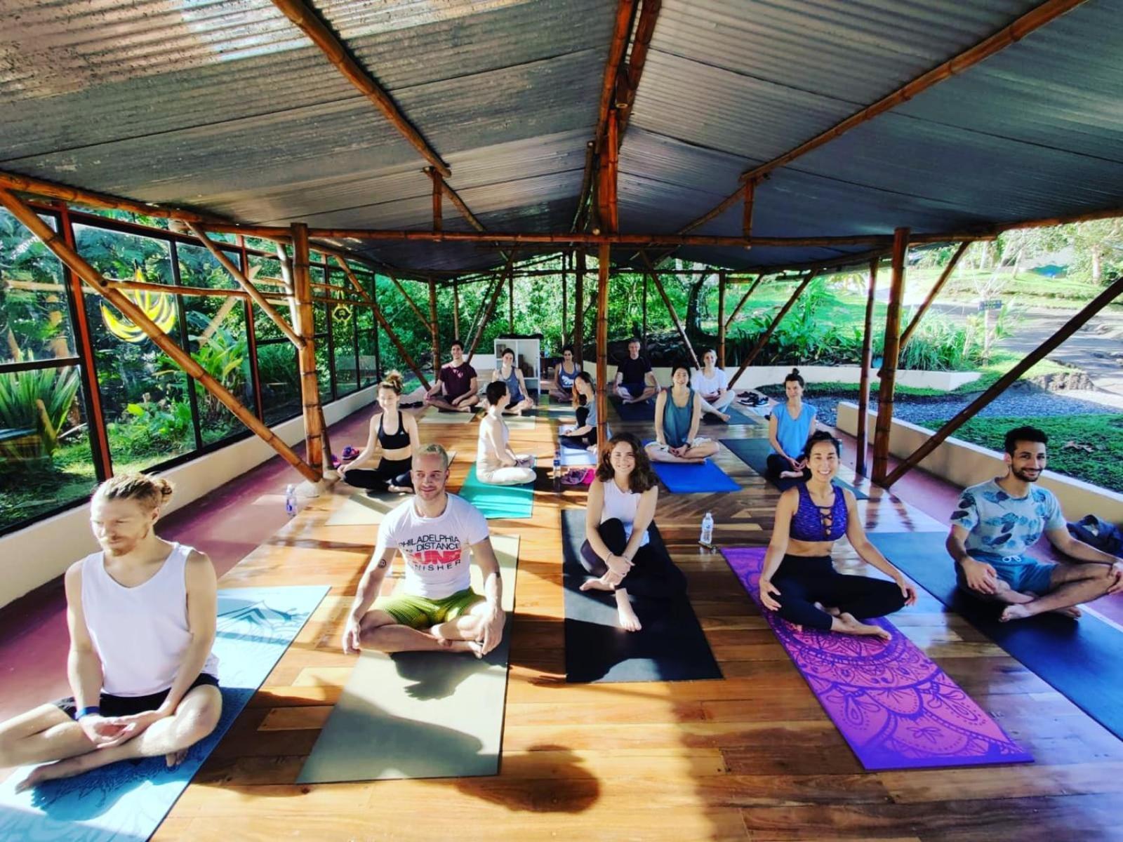 Essence Arenal Spa & Yoga El Castillo Luaran gambar